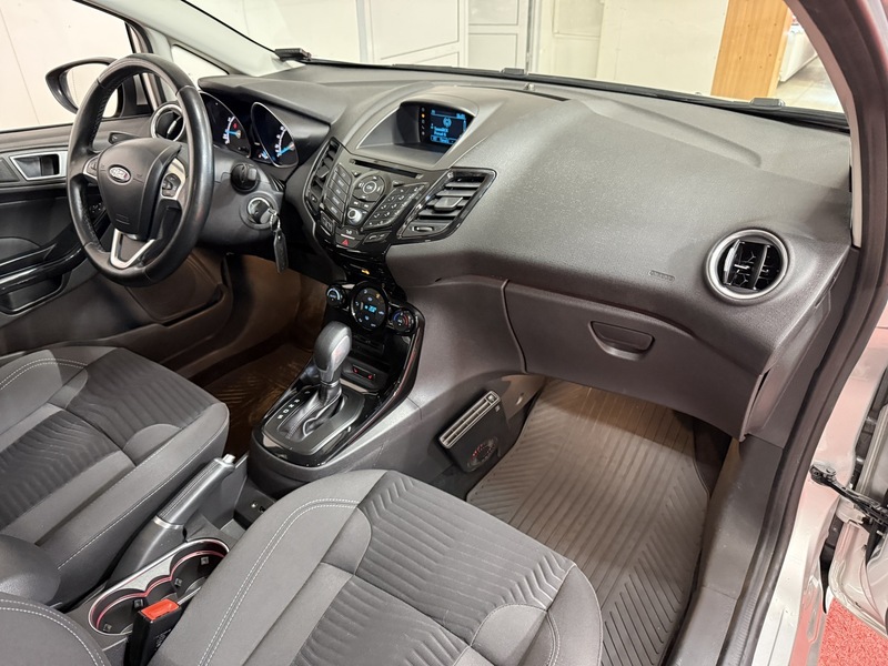 Ford Fiesta vaihtoauto