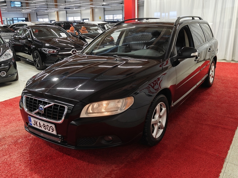 Volvo V70 vaihtoauto