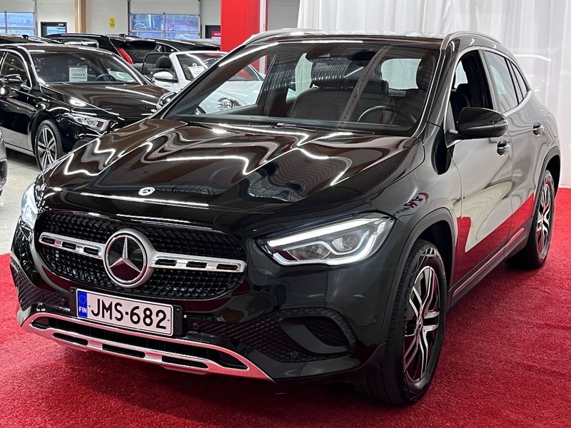 Mercedes-Benz GLA vaihtoauto