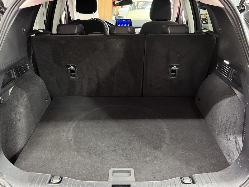 Ford Kuga vaihtoauto