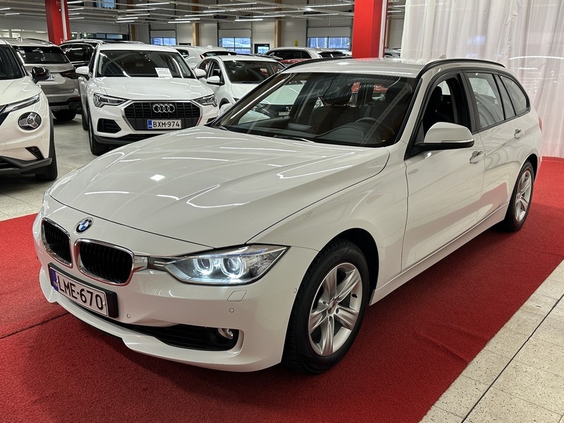 BMW 320 vaihtoauto