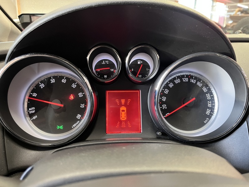 Opel Astra vaihtoauto