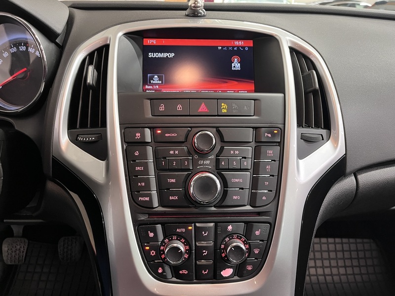 Opel Astra vaihtoauto