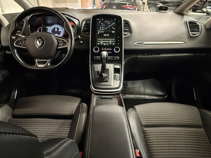 Renault Grand Scénic vaihtoauto