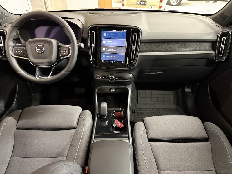 Volvo C40 vaihtoauto