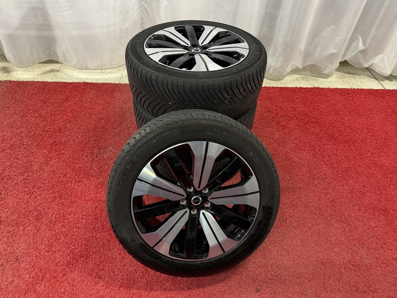 Volvo C40 vaihtoauto