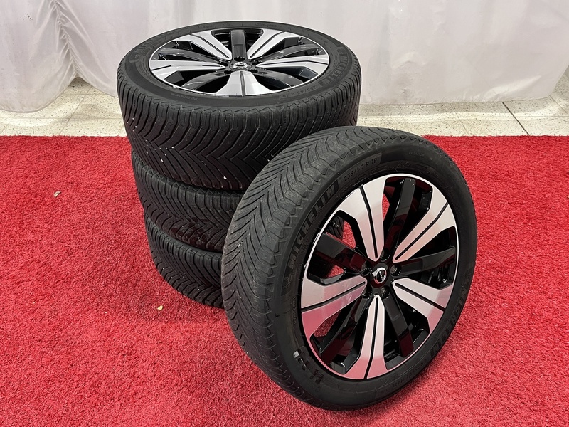 Volvo C40 vaihtoauto