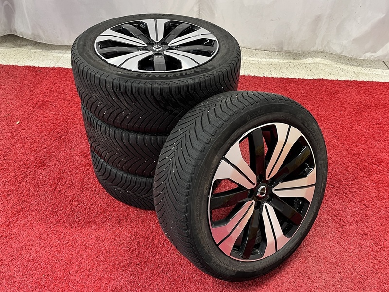 Volvo C40 vaihtoauto