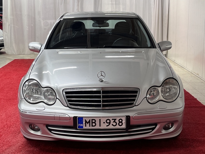 Mercedes-Benz C vaihtoauto