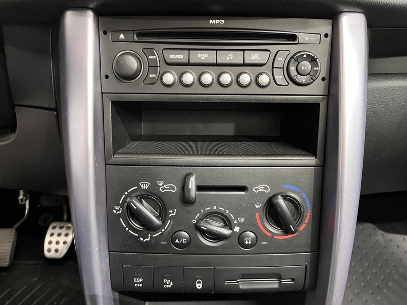 Peugeot 207 vaihtoauto