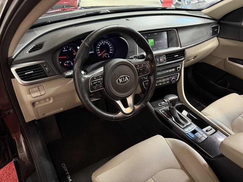Kia Optima vaihtoauto