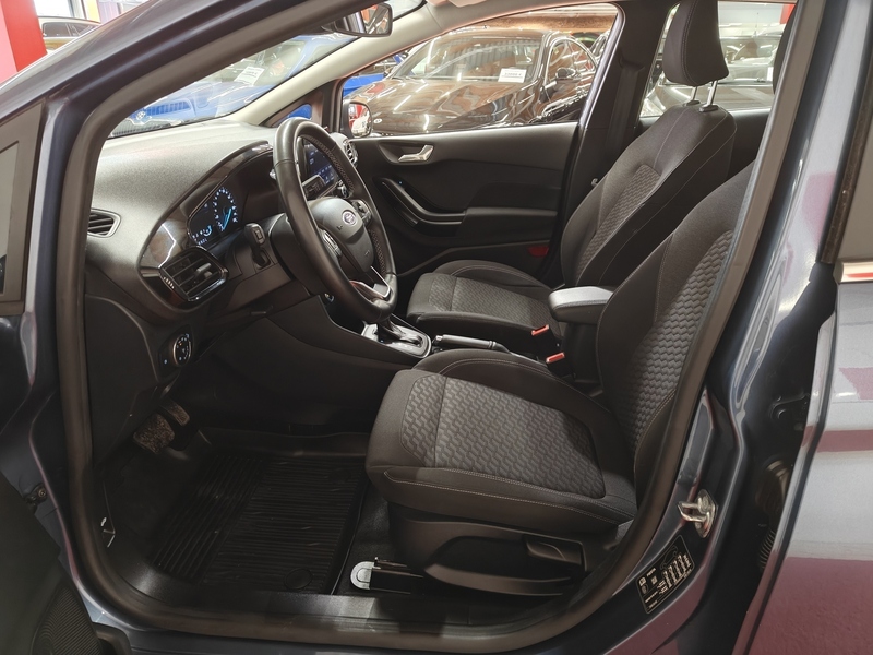 Ford Fiesta vaihtoauto