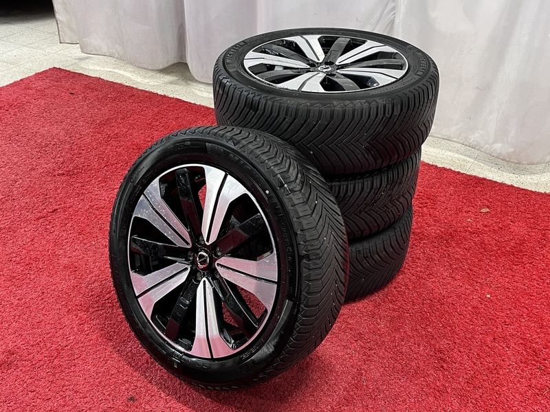 Volvo C40 vaihtoauto