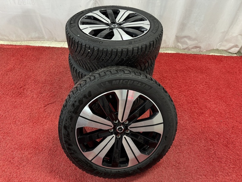 Volvo C40 vaihtoauto