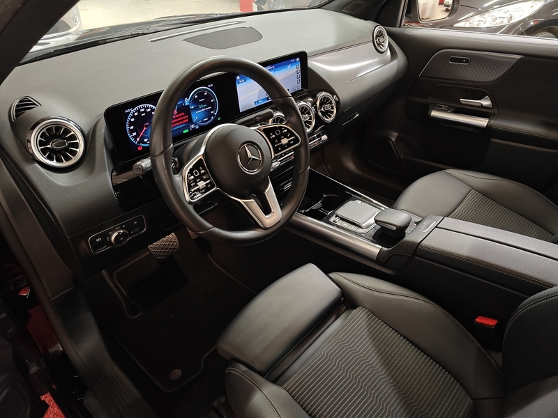 Mercedes-Benz EQA vaihtoauto