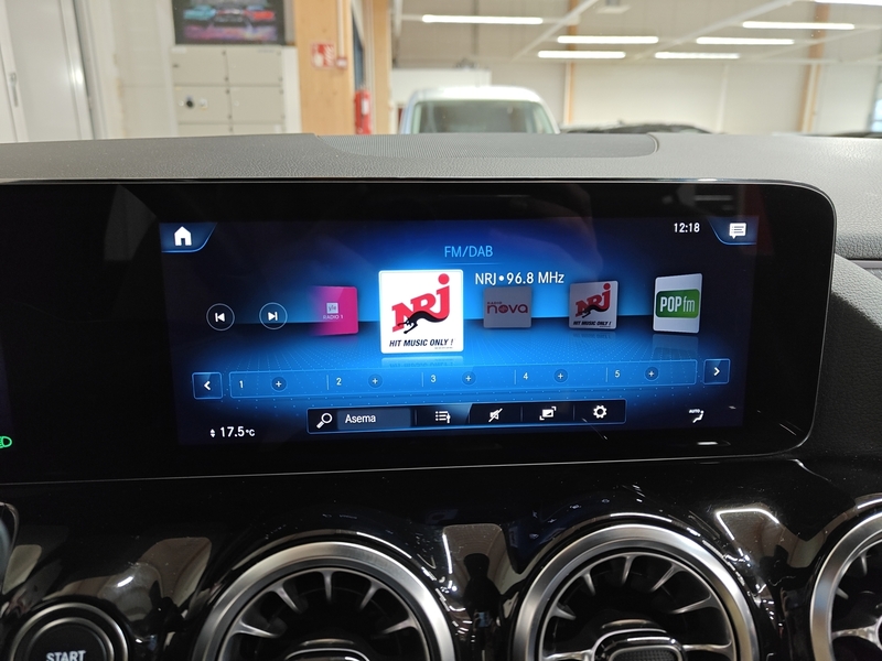 Mercedes-Benz EQA vaihtoauto