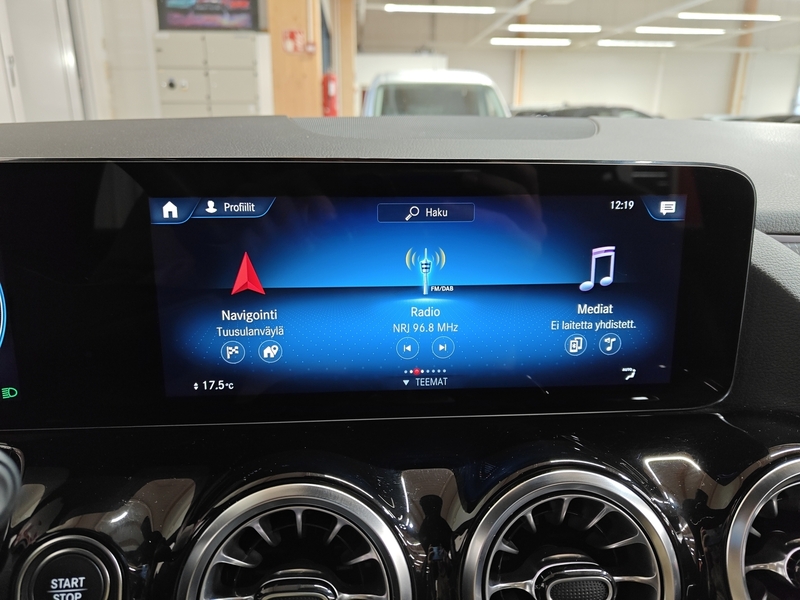 Mercedes-Benz EQA vaihtoauto