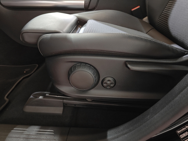 Mercedes-Benz EQA vaihtoauto