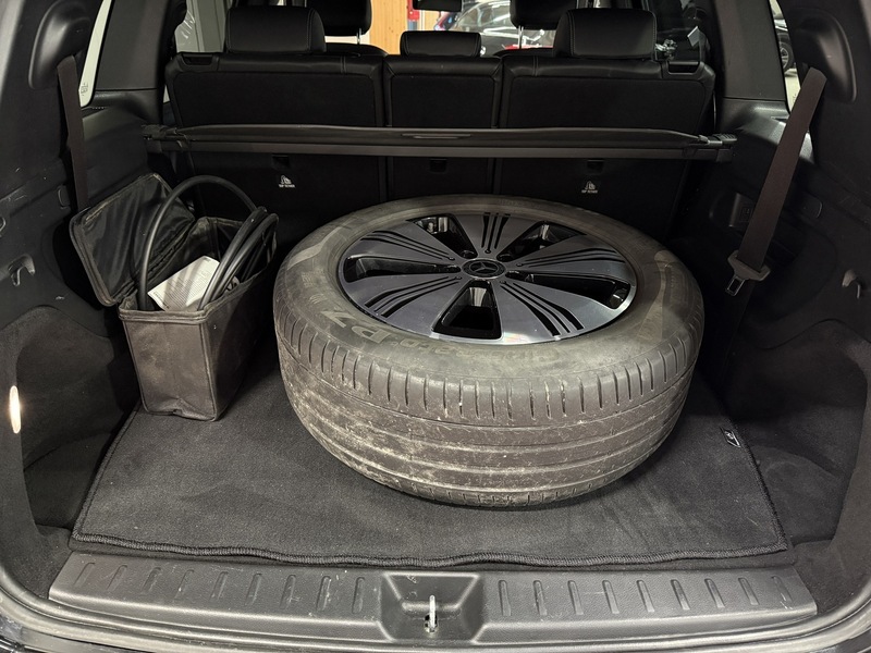 Mercedes-Benz EQB vaihtoauto