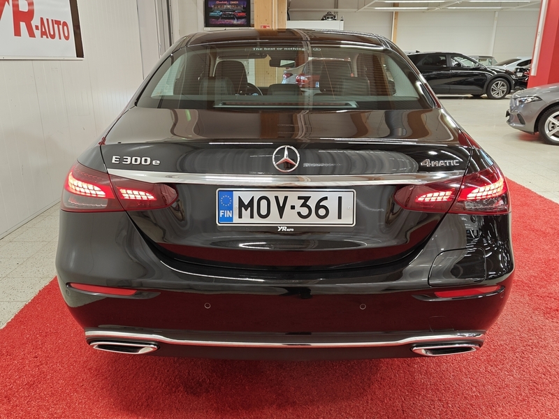 Mercedes-Benz E vaihtoauto