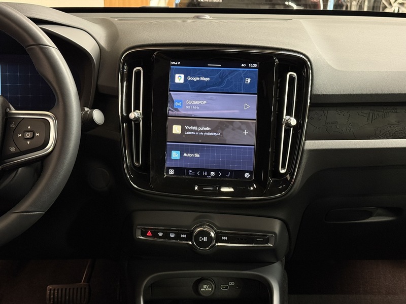 Volvo C40 vaihtoauto