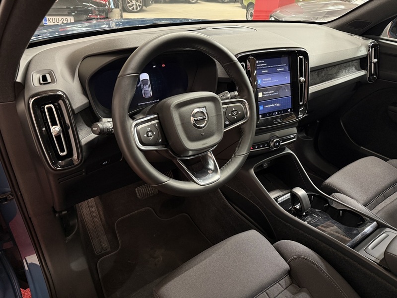 Volvo C40 vaihtoauto