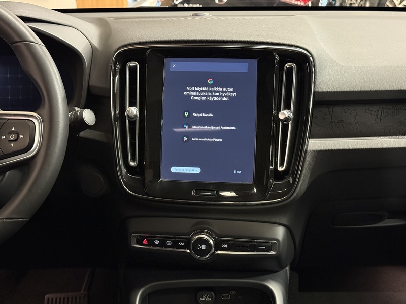 Volvo C40 vaihtoauto