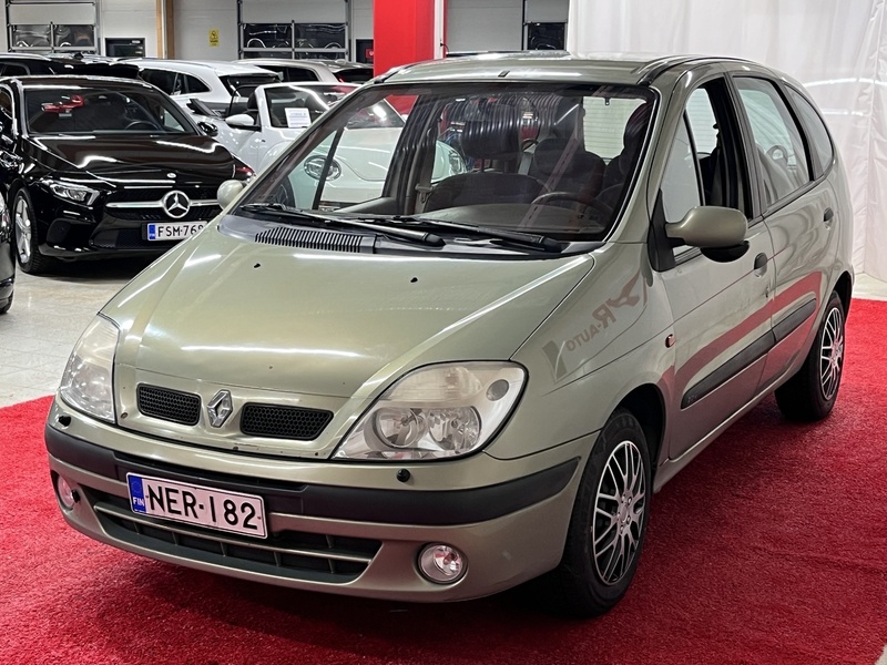 Renault Scénic vaihtoauto