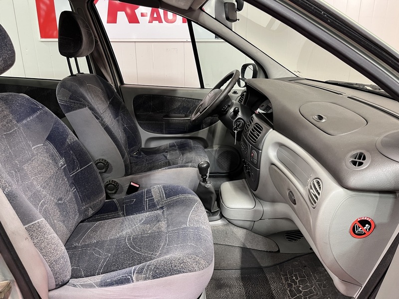 Renault Scénic vaihtoauto