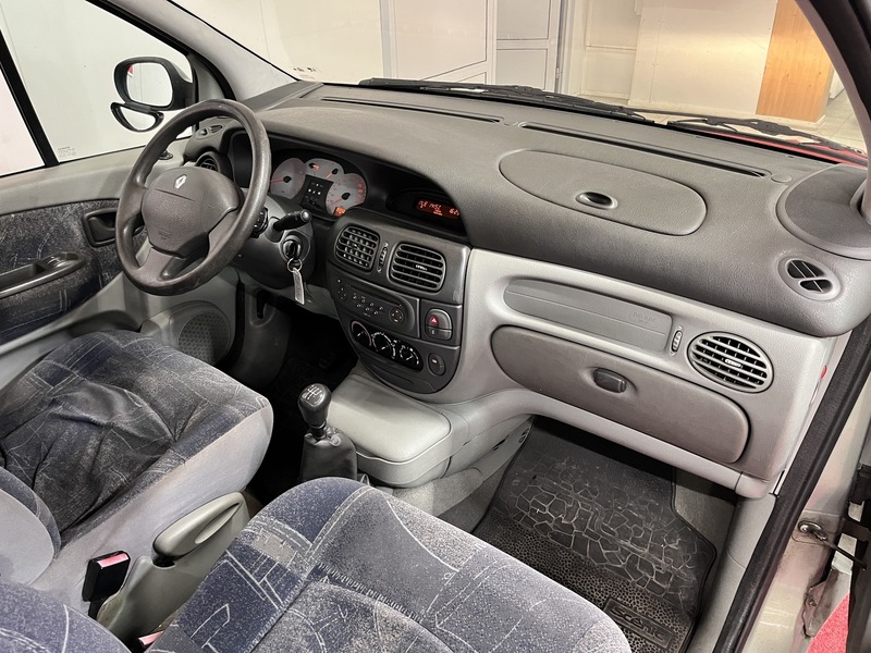 Renault Scénic vaihtoauto