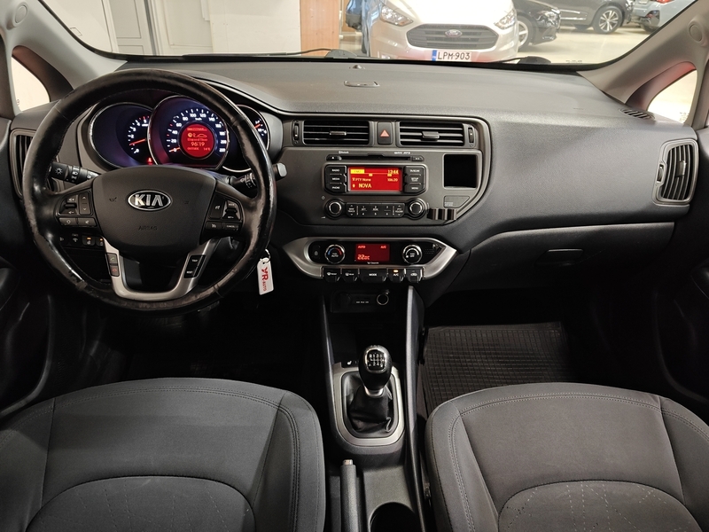 Kia Rio vaihtoauto