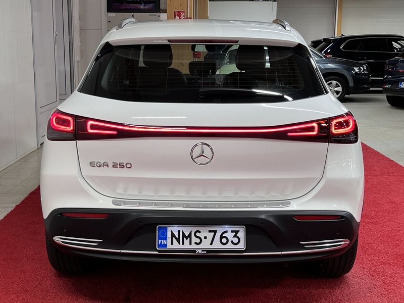 Mercedes-Benz EQA vaihtoauto