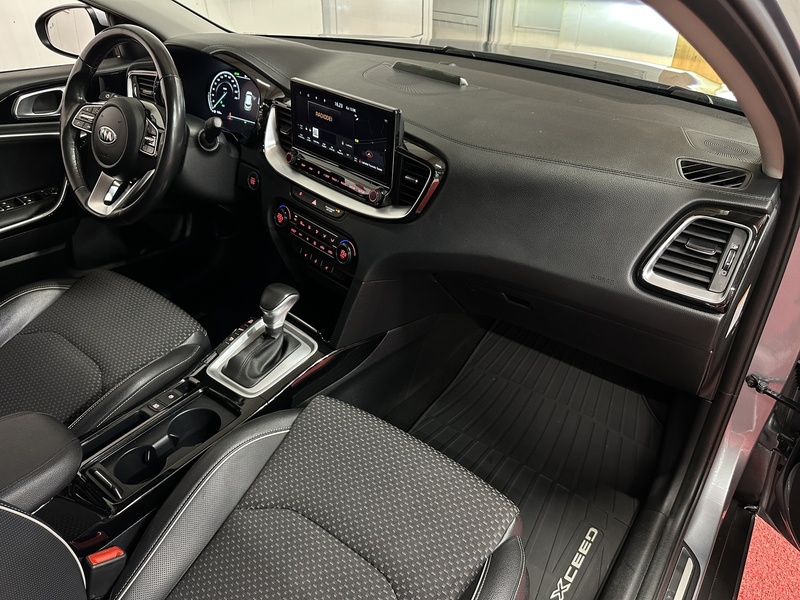 Kia XCeed vaihtoauto