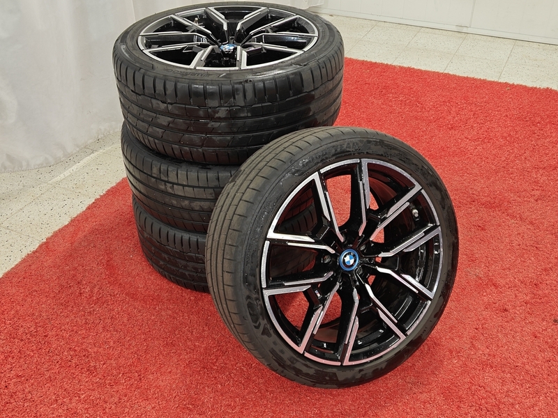 BMW i4 M50 vaihtoauto