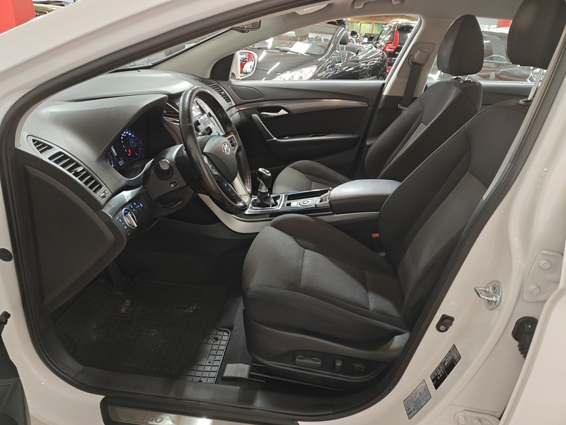 Hyundai i40 vaihtoauto