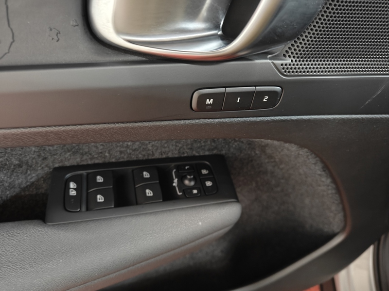 Volvo C40 vaihtoauto