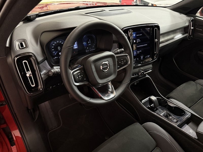 Volvo XC40 vaihtoauto