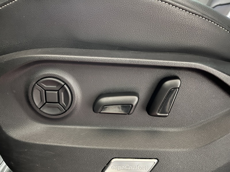 Volkswagen Touareg vaihtoauto