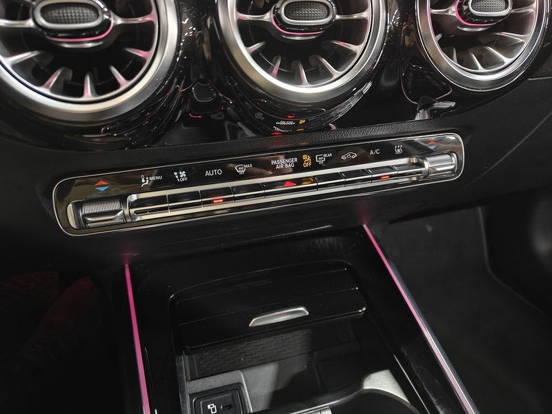 Mercedes-Benz EQA vaihtoauto