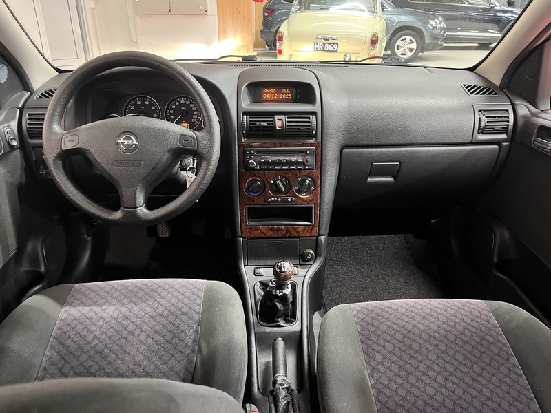 Opel Astra vaihtoauto