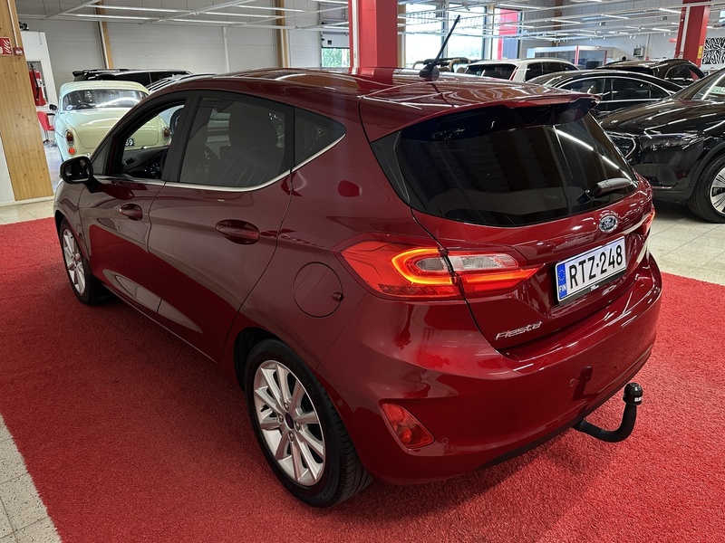 Ford Fiesta vaihtoauto