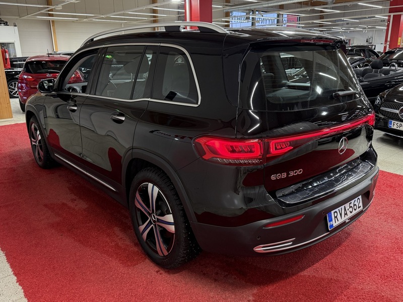 Mercedes-Benz EQB vaihtoauto
