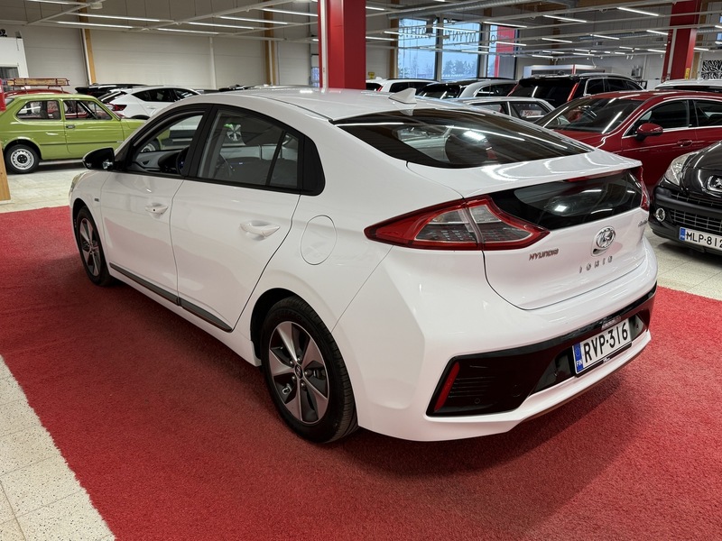 Hyundai IONIQ electric vaihtoauto