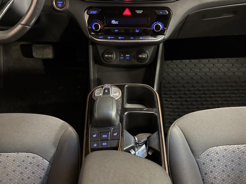 Hyundai IONIQ electric vaihtoauto