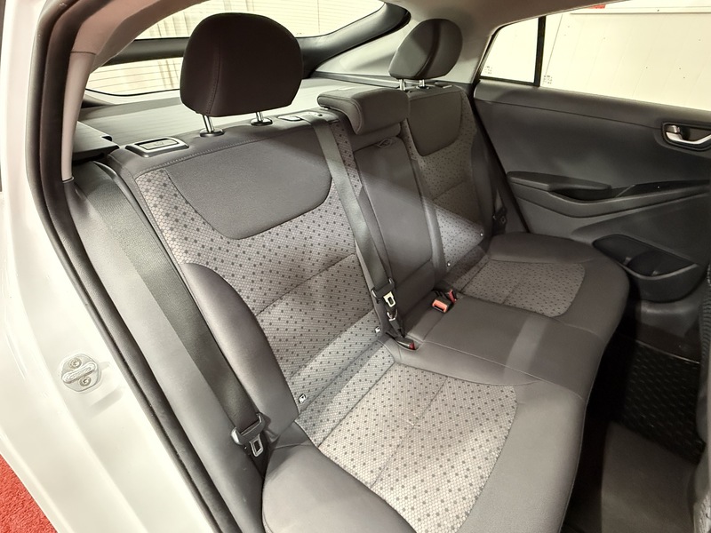 Hyundai IONIQ electric vaihtoauto