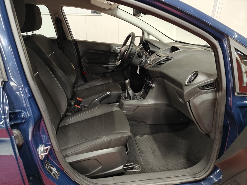 Ford Fiesta vaihtoauto