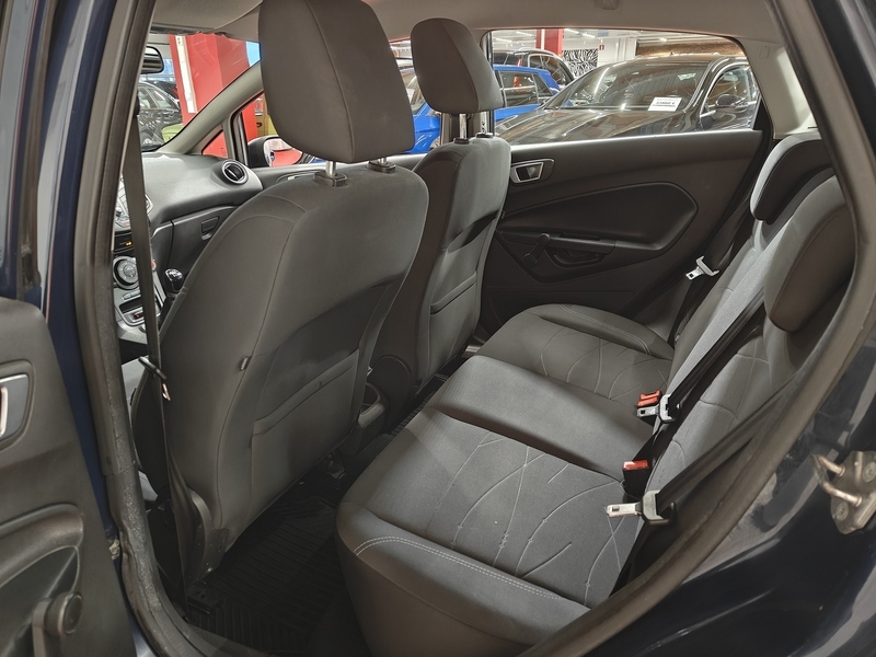 Ford Fiesta vaihtoauto