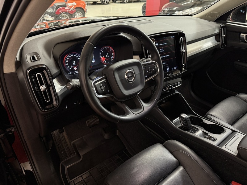 Volvo XC40 vaihtoauto