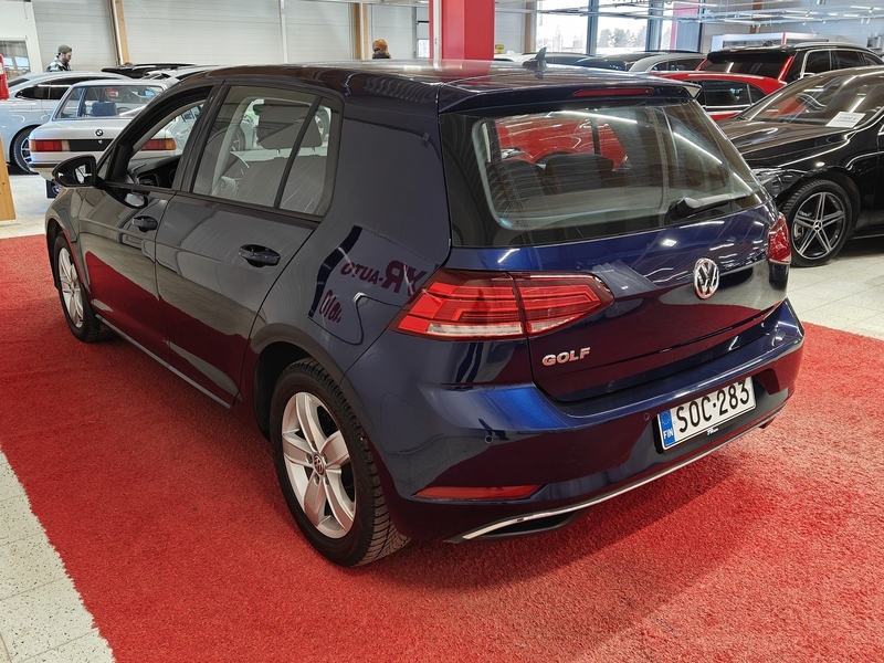 Volkswagen Golf vaihtoauto