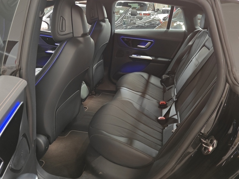 Mercedes-Benz EQE vaihtoauto